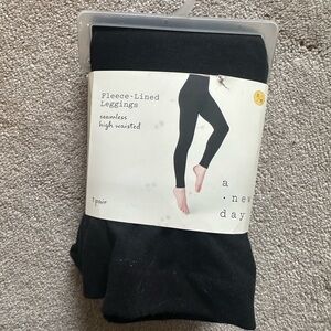 NWT Fleece Lined High Waisted Leggings size S/M